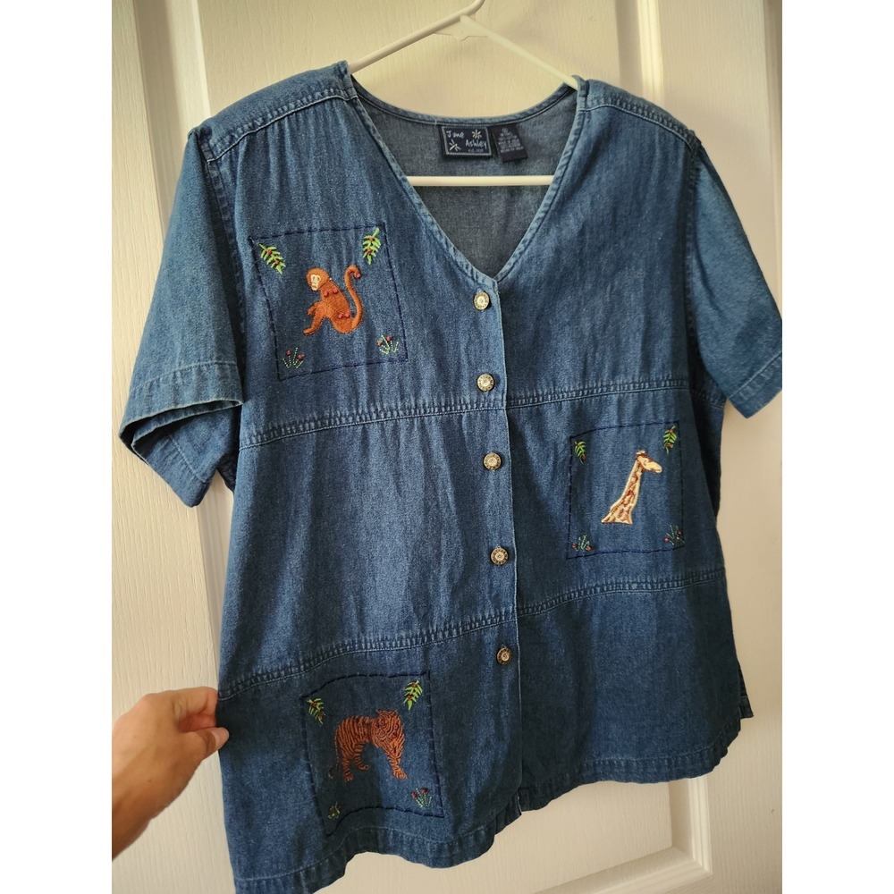 Jane Ashley‎ Womens Denim Blouse Embroidered Zoo Animal Blue Short Sleeve Sz M